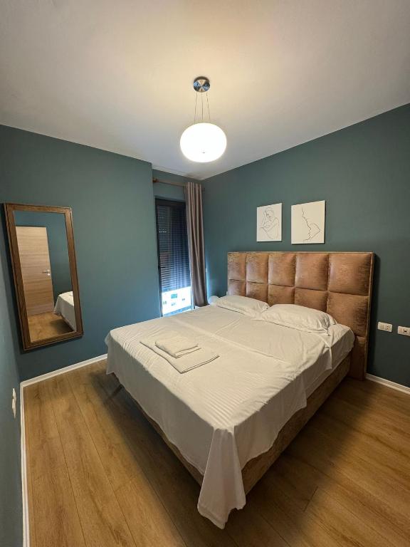 Kalpazo Tirana Mosaic artistic apartment